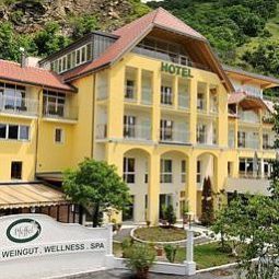 Exterior view Gartenhotel & Weingut Pfeffel Fotos