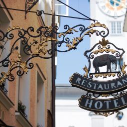 Vue extérieure Elefant Best Western Fotos