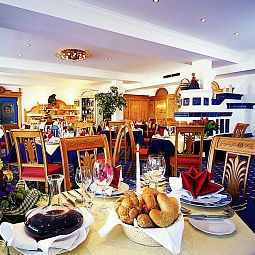 Salle du petit-déjeuner Alexander Fotos