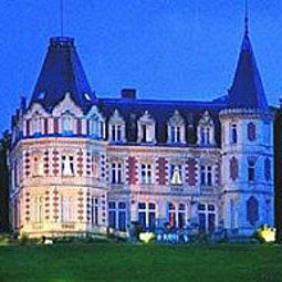Außenansicht Chateau de l Aubriere Chateaux et Hotels Collection Fotos