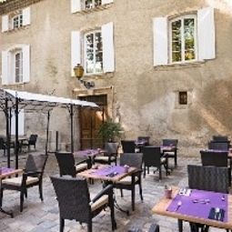 Salle du petit-déjeuner Moulin de Vernègues Chateaux et Hotels Collection Fotos