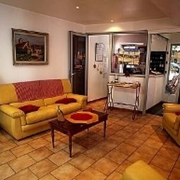 Hall Rest la Tonnelle Le Petit Manoir Logis Fotos