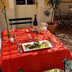 Terrasse Rest la Tonnelle Le Petit Manoir Logis Fotos