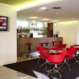 Бар Novotel Girona Aeropuerto Fotos