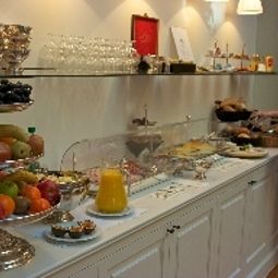 Buffet Damier Fotos