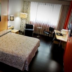Chambre pour voyageurs d'affaires abba Centrum Fotos