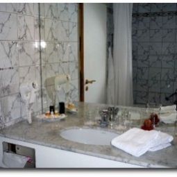 Badezimmer Novostar First Class Garni Fotos