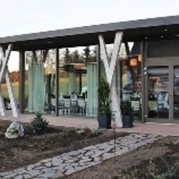 Außenansicht Waldhotel Kreuztanne Fotos