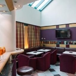 Bar Austria Trend Hotel Lassalle Fotos