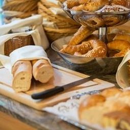 Buffet Austria Trend Hotel Lassalle Fotos