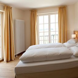 Zimmer Gutshotel Odelzhausen Fotos