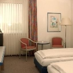  RAMADA Leipzig-Halle Fotos