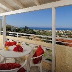 Zimmer mit Terrasse Mare Monte Fotos