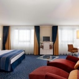 Room Holiday Inn STUTTGART Fotos
