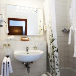 Camera da bagno Torgauer Hof AKZENT Hotel Fotos