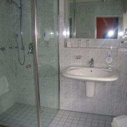 Salle de bains Autobahn-Rasthaus Hünxe Ost Marché Hotel Hünxe Fotos