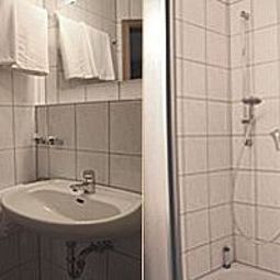 Bathroom Odendahl Fotos