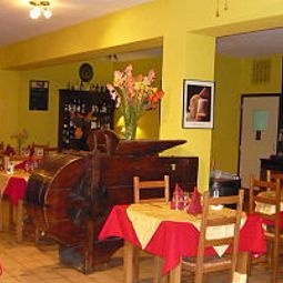 Restaurante Comfort Hotel Macon Sud Fotos