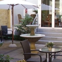 Exterior view Nebo Cityhotel Fotos