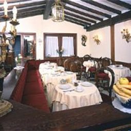 Sala colazione nel ristorante Falier Fotos