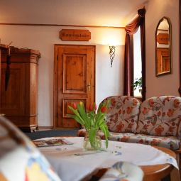 Hall Markgraf Fotos