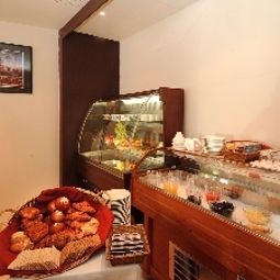 Буфет Best Western Hotel Arène Kulm Fotos