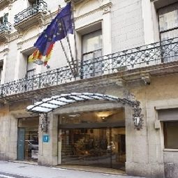 Vue extérieure Gaudí Fotos