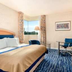Zimmer Hilton Sofia Fotos