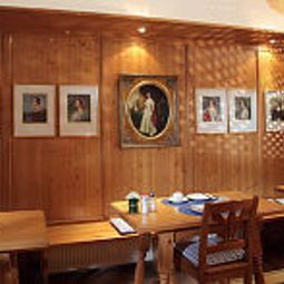 Salle du petit-déjeuner Eder Fotos