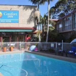 Бассейн Comfort Inn West Ryde Fotos