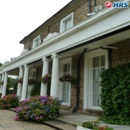Фасад Ringwood Hall Fotos