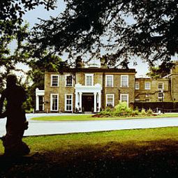 Ringwood Hall Chesterfield 