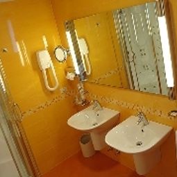 Cuarto de baño Gugliel Motel Fotos