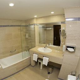 Ванная Hesperia Córdoba Fotos