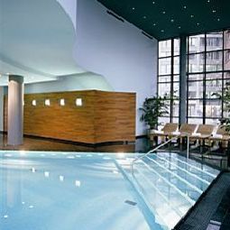 Pool Lindner Hotel & Residence Main Plaza Fotos