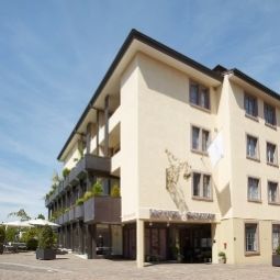 Exterior view Schiff am Rhein Fotos