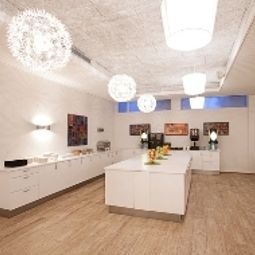 Salle du petit-déjeuner Fosshotel Lind Fotos