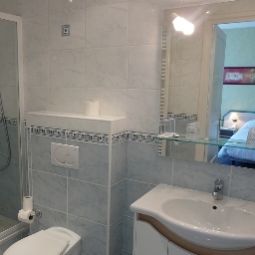 Camera da bagno Marguerite Citotel Fotos