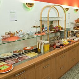 Buffet Christina Fotos