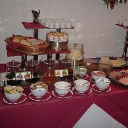 Buffet Burgk Fotos
