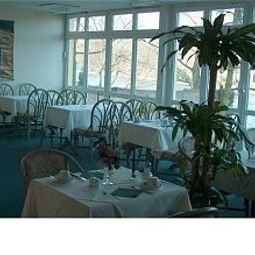 Sala de desayuno en el restaurante Kubrat An der Spree Fotos