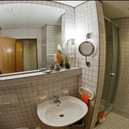 Badezimmer Autobahnmotel Steigerwald Süd Fotos