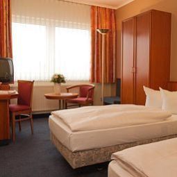 Room Ramada Fotos