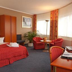 Room Ramada Fotos