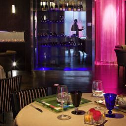 Salle du petit-déjeuner située dans le restaurant Sofitel Algiers Hamma Garden Fotos