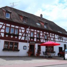 Außenansicht Zum Schwan Landgasthof Fotos