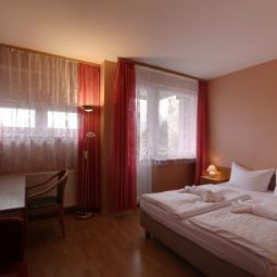  Sanader Pension Fotos
