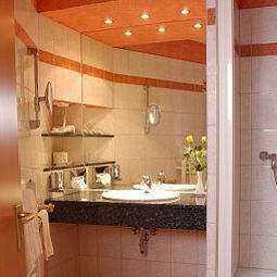 Badezimmer AXXON Fotos