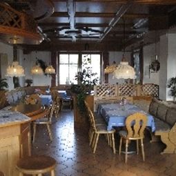 Bar Zur Linde Landgasthof Fotos