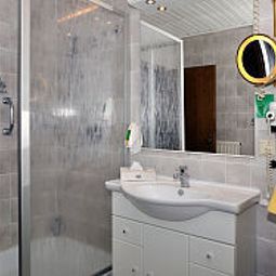 Salle de bains Zum Bäcker Gasthof Fotos